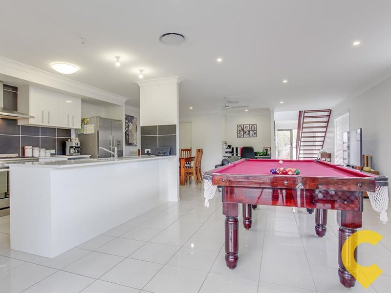 Photo - 8 Highview Terrace, Murrumba Downs QLD 4503 - Image 11