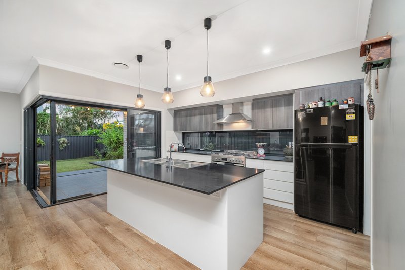 Photo - 8 Higlett Street, Scarborough QLD 4020 - Image 22