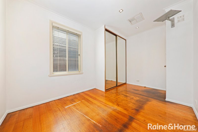 Photo - 8 Hilgay Street, Coolaroo VIC 3048 - Image 6