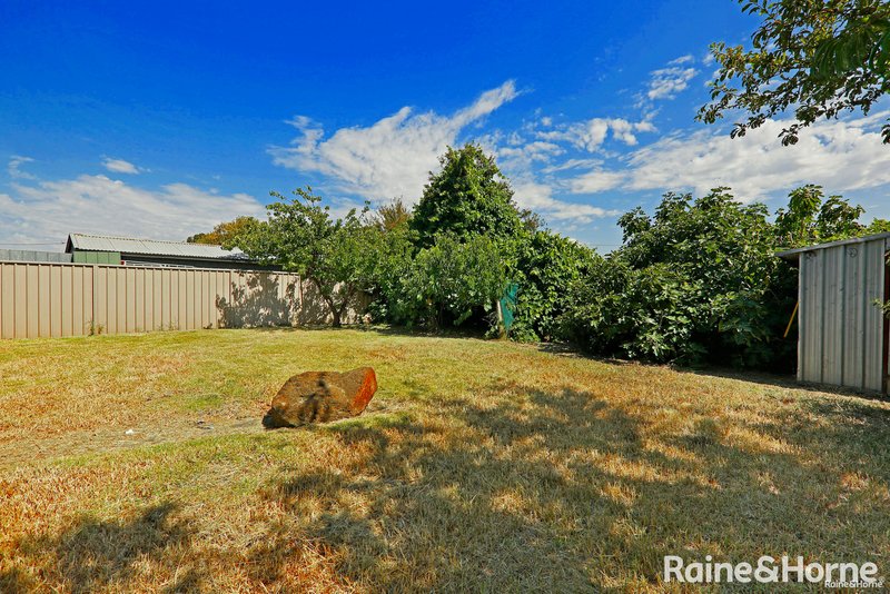 Photo - 8 Hilgay Street, Coolaroo VIC 3048 - Image 9