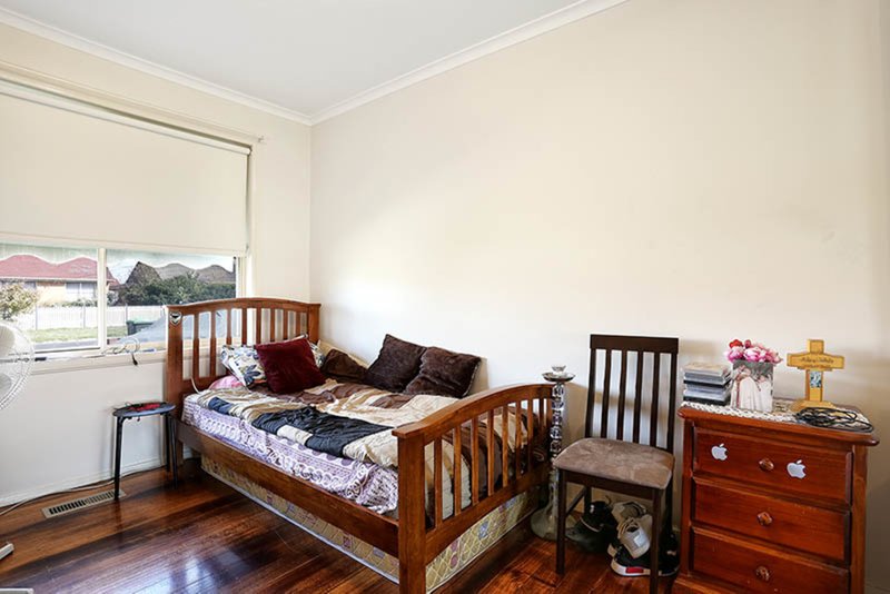 Photo - 8 Hilgay Street, Coolaroo VIC 3048 - Image 3