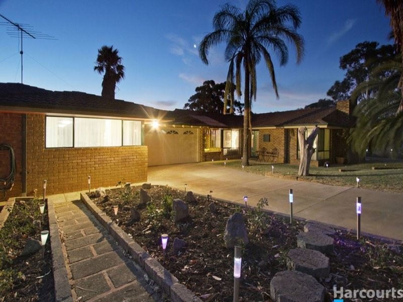 Photo - 8 Hillcrest Ridge, Woodridge WA 6041 - Image 2