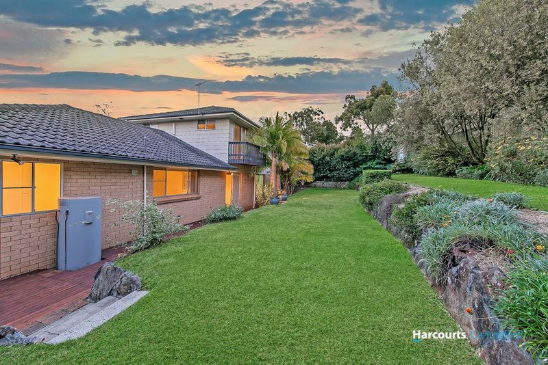 Photo - 8 Hillside Place, West Pennant Hills NSW 2125 - Image 10