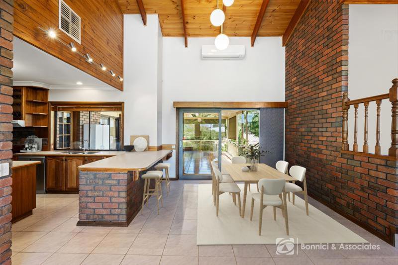 Photo - 8 Hilltop Court, Wodonga VIC 3690 - Image 3