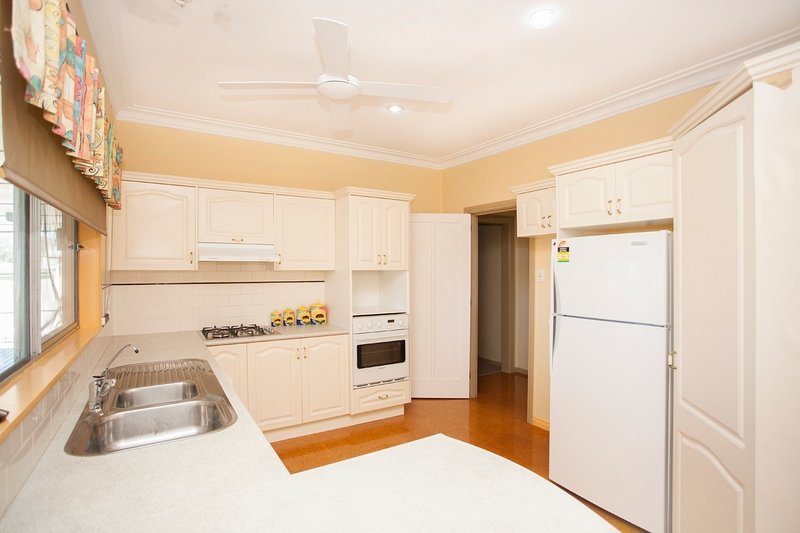 Photo - 8 Hinten Crescent, Taree NSW 2430 - Image 5