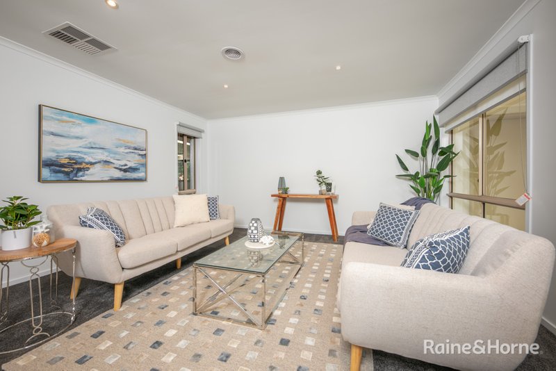 Photo - 8 Hirst Court, Sunbury VIC 3429 - Image 10