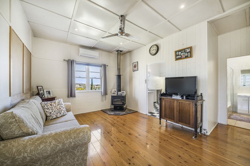 Photo - 8 Hirst Street, Greenmount QLD 4359 - Image 4