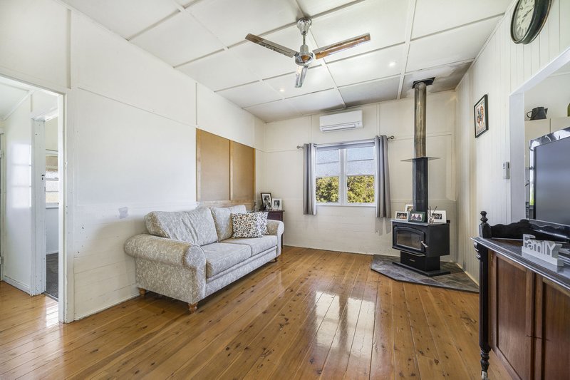 Photo - 8 Hirst Street, Greenmount QLD 4359 - Image 5