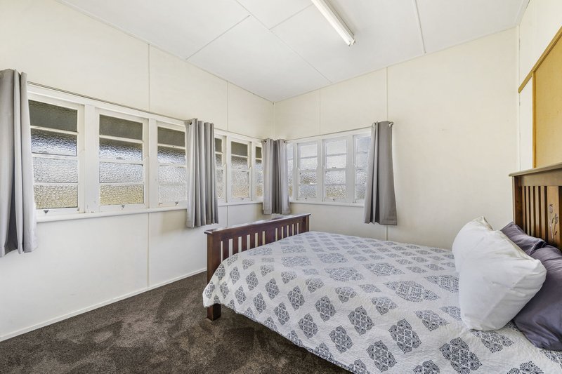 Photo - 8 Hirst Street, Greenmount QLD 4359 - Image 7