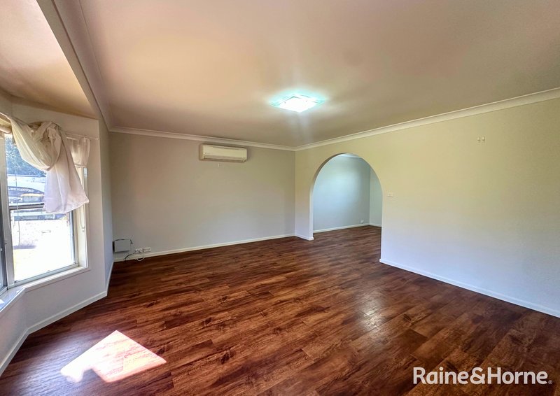 Photo - 8 Hockey Street, Nowra NSW 2541 - Image 4