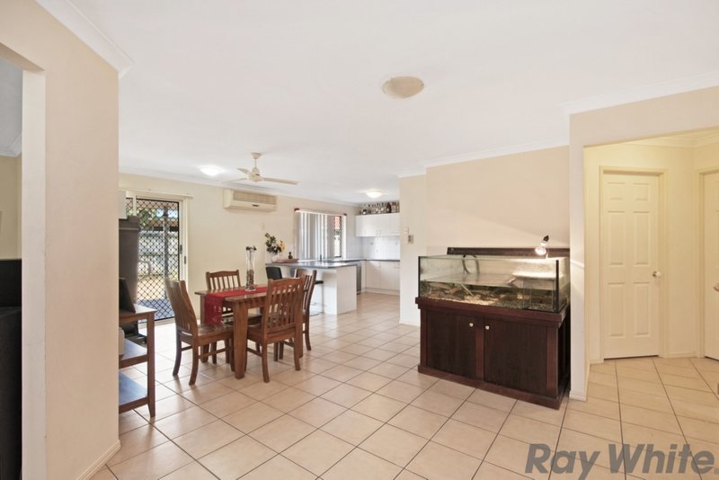 Photo - 8 Hoddle Court, Rothwell QLD 4022 - Image 2