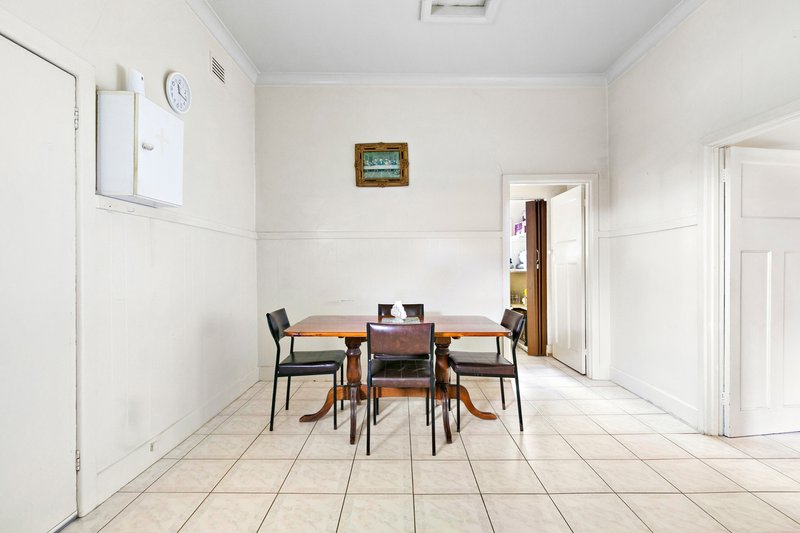 Photo - 8 Holloway Road, Brunswick VIC 3056 - Image 9