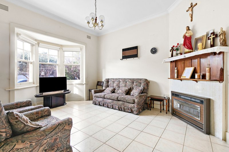 Photo - 8 Holloway Road, Brunswick VIC 3056 - Image 10