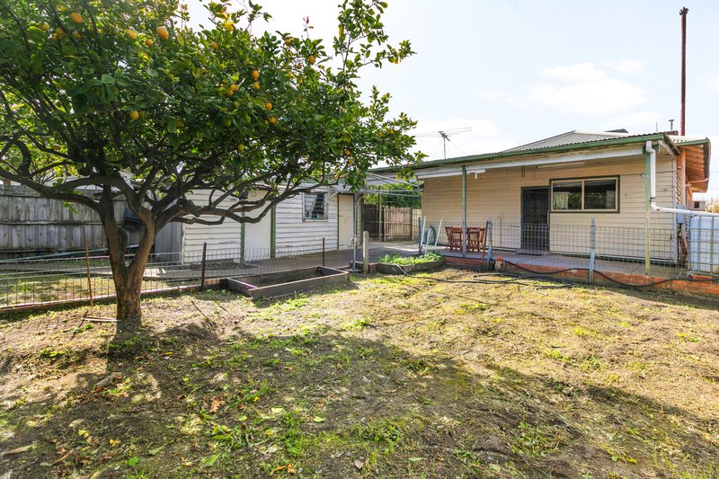 Photo - 8 Holloway Road, Brunswick VIC 3056 - Image 16