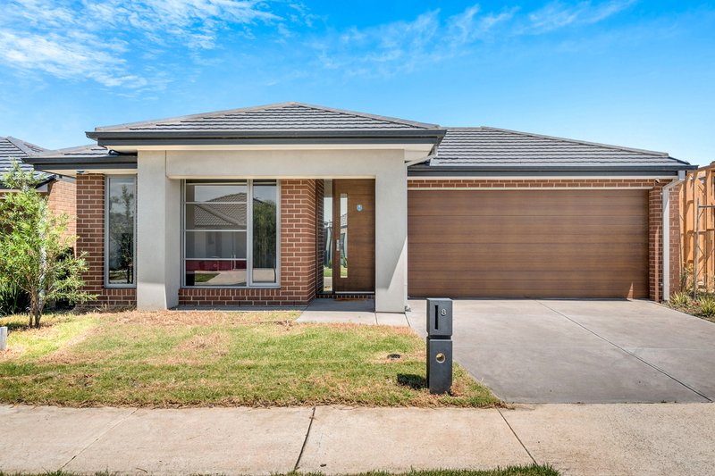 8 Hollyhock Road, Craigieburn VIC 3064