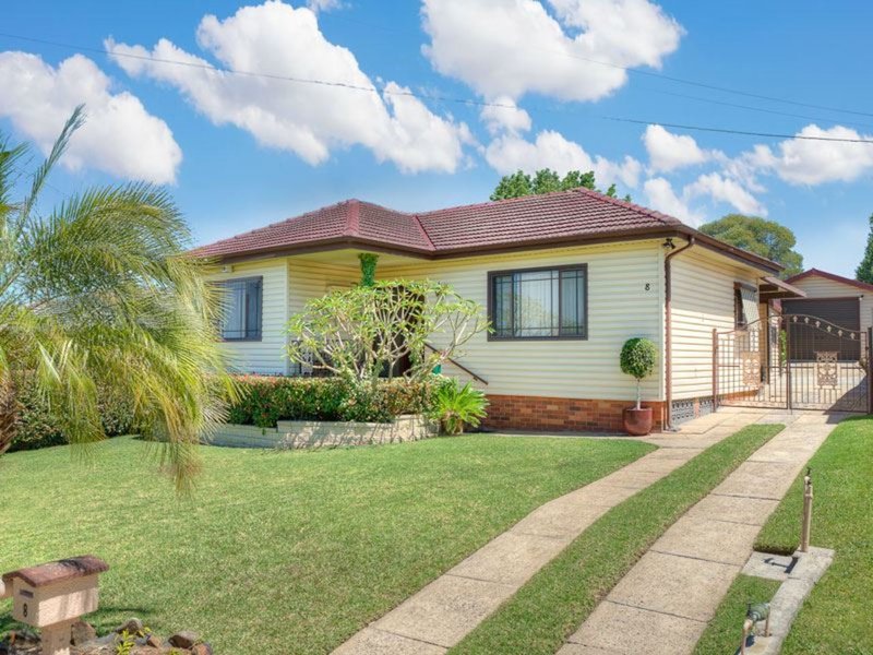 Photo - 8 Holmes Street, Lalor Park NSW 2147 - Image