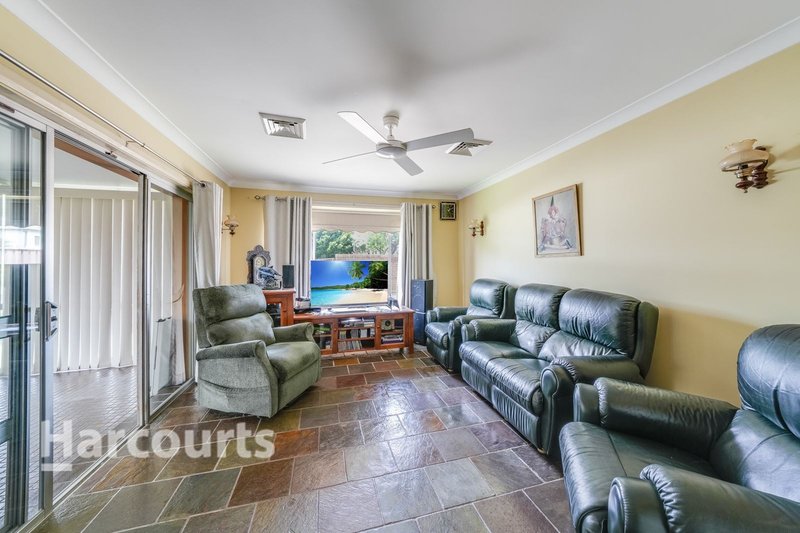 Photo - 8 Homann Avenue, Leumeah NSW 2560 - Image 5