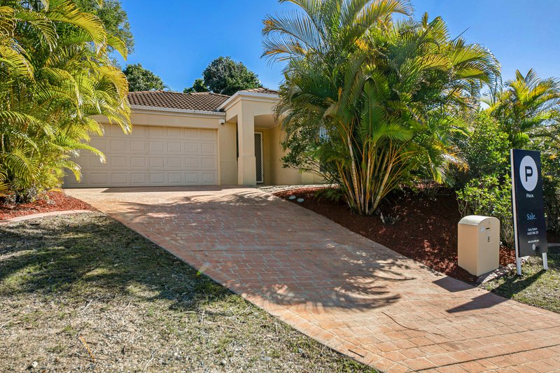 Photo - 8 Homebush Crescent, Sinnamon Park QLD 4073 - Image 1