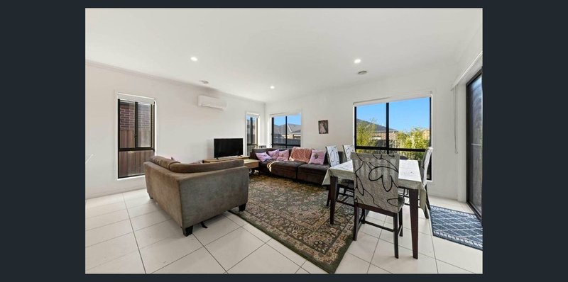 Photo - 8 Homebush Drive, Tarneit VIC 3029 - Image 3