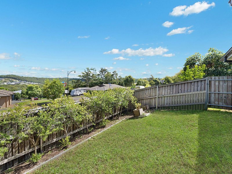 Photo - 8 Hooghly Avenue, Cameron Park NSW 2285 - Image 7