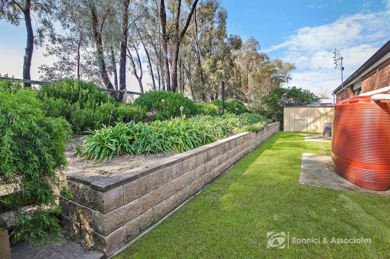 Photo - 8 Hook Court, Wodonga VIC 3690 - Image 15