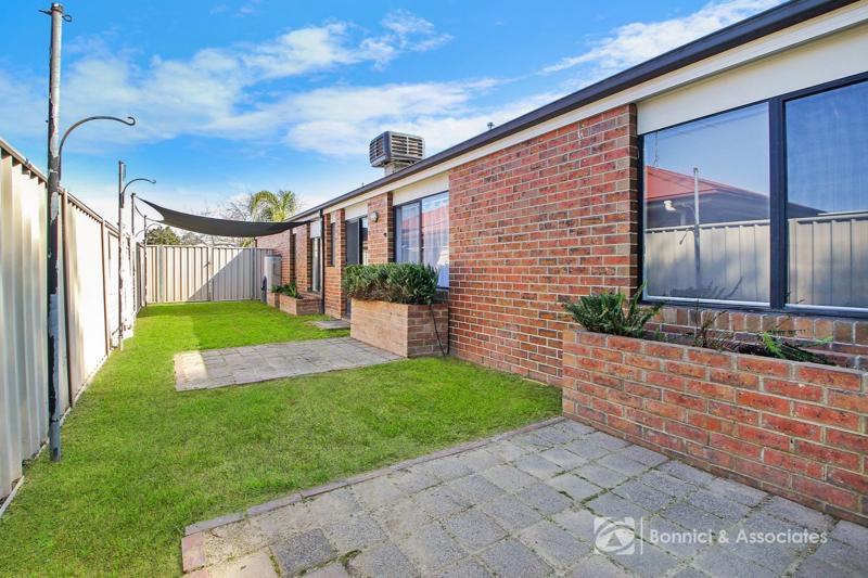 Photo - 8 Hook Court, Wodonga VIC 3690 - Image 16