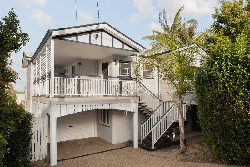 Photo - 8 Hooker Street, Windsor QLD 4030 - Image 1
