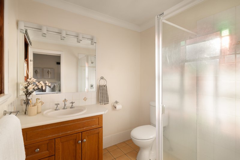 Photo - 8 Hooker Street, Windsor QLD 4030 - Image 14