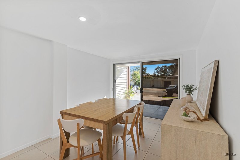 Photo - 8 Hooper Drive, Currumbin QLD 4223 - Image 2