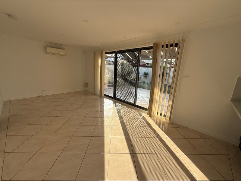 Photo - 8 Horningsea Park Drive, Horningsea Park NSW 2171 - Image 5