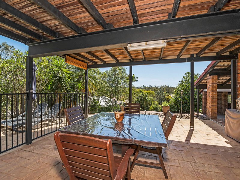 Photo - 8 Hovea Place, Bellbowrie QLD 4070 - Image 14