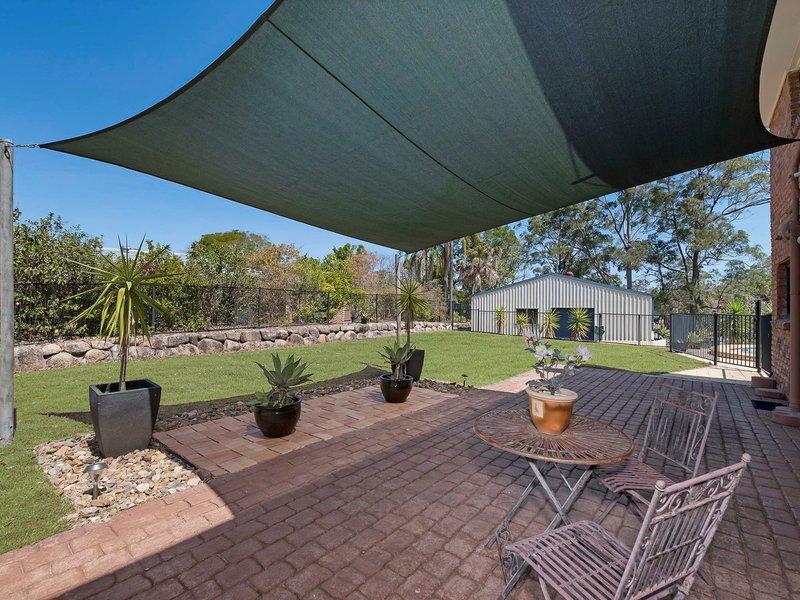 Photo - 8 Hovea Place, Bellbowrie QLD 4070 - Image 15