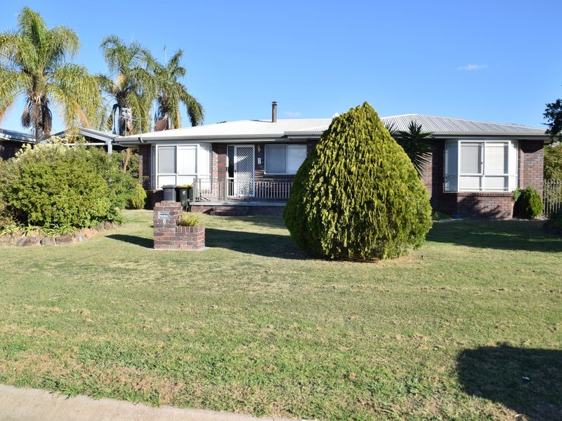 Photo - 8 Howard Street, Rosenthal Heights QLD 4370 - Image 2