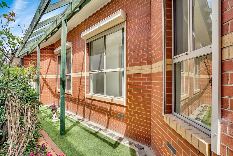 Photo - 8 Hudson Street, Coburg VIC 3058 - Image 16