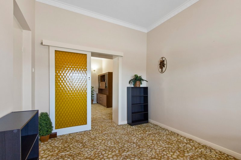 Photo - 8 Hughes Street, Wallaroo SA 5556 - Image 4