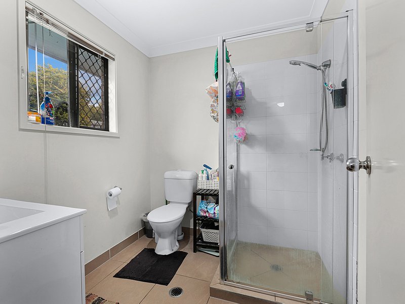 Photo - 8 Huntingdale Street, Leichhardt QLD 4305 - Image 7