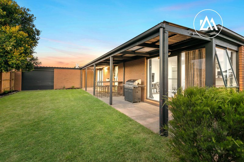 Photo - 8 Huntly Court, Langwarrin VIC 3910 - Image 14