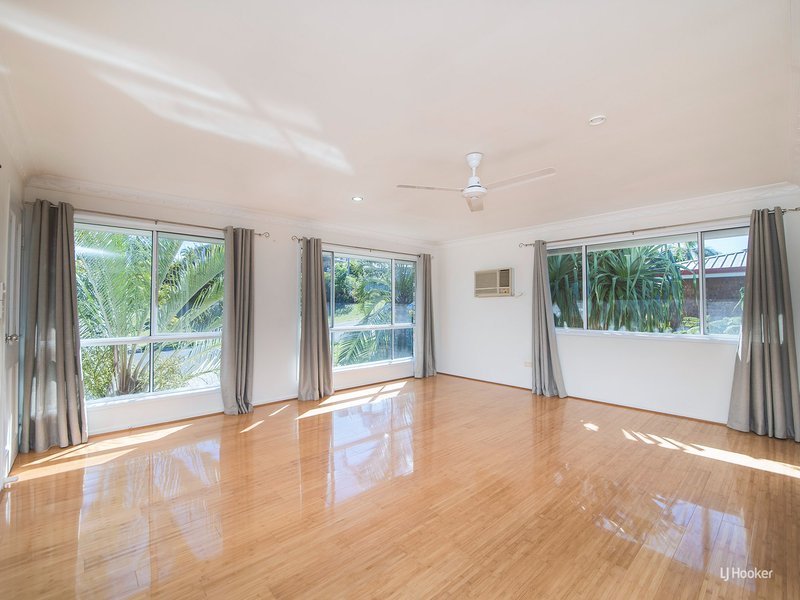 Photo - 8 Hutcheon Street, Kawana QLD 4701 - Image 3