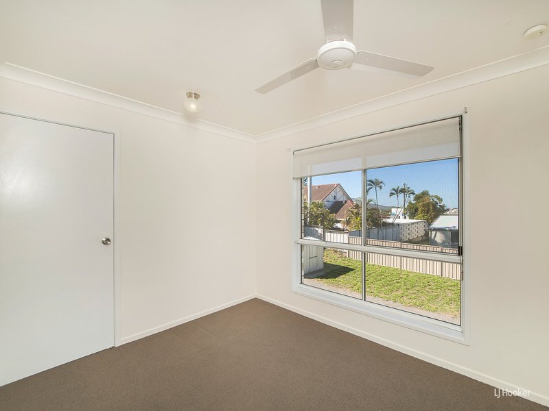 Photo - 8 Hutcheon Street, Kawana QLD 4701 - Image 8