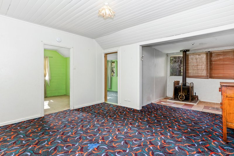 Photo - 8 Hutchinson Street, Vale Of Clwydd NSW 2790 - Image 13