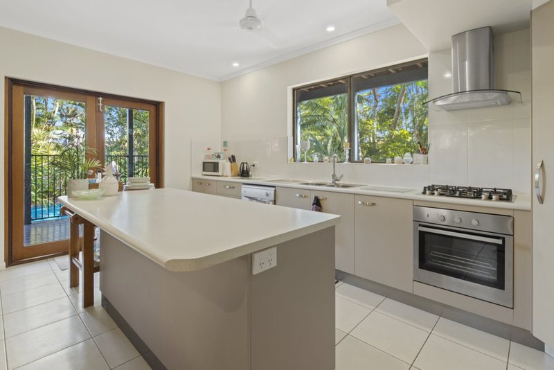 Photo - 8 Iluka Street, Cannonvale QLD 4802 - Image 7