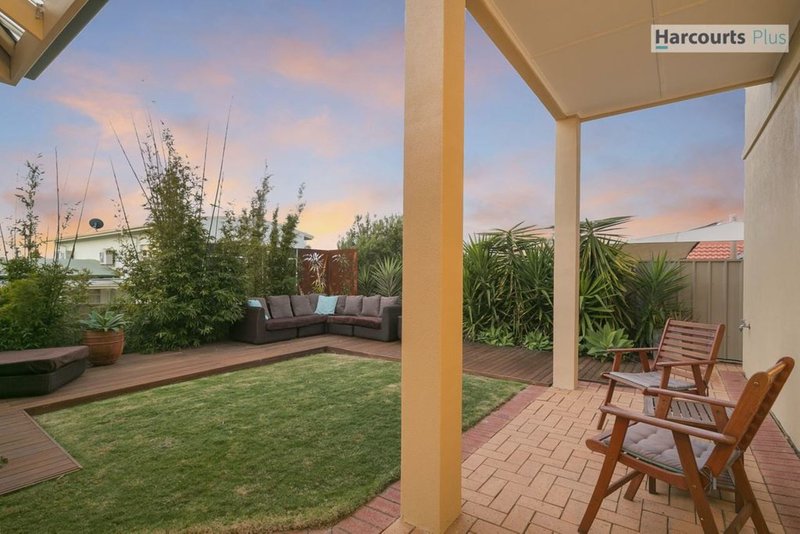 Photo - 8 Ingleton Drive, Hallett Cove SA 5158 - Image 19