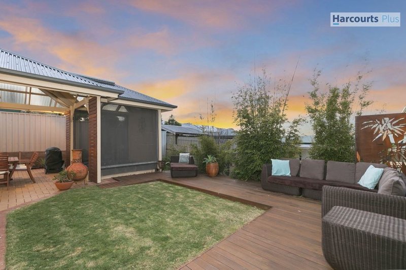 Photo - 8 Ingleton Drive, Hallett Cove SA 5158 - Image 20