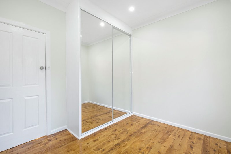 Photo - 8 Iris Avenue, Riverwood NSW 2210 - Image 9