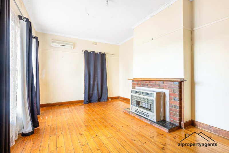 Photo - 8 Iris Street, Horsham VIC 3400 - Image 3