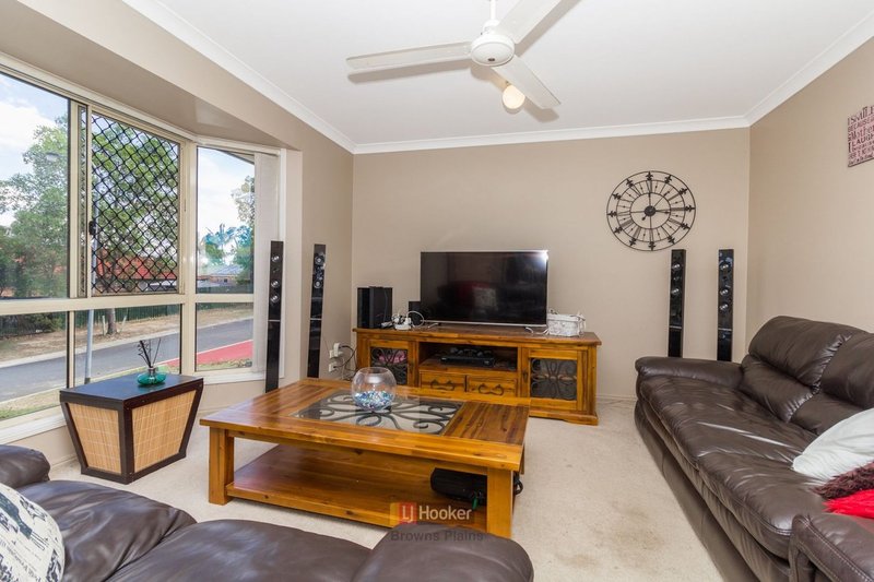 8 Isaac Court, Hillcrest QLD 4118