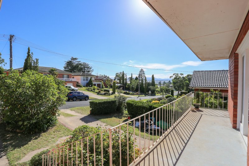 Photo - 8 Isaacs Street, West Bathurst NSW 2795 - Image 2