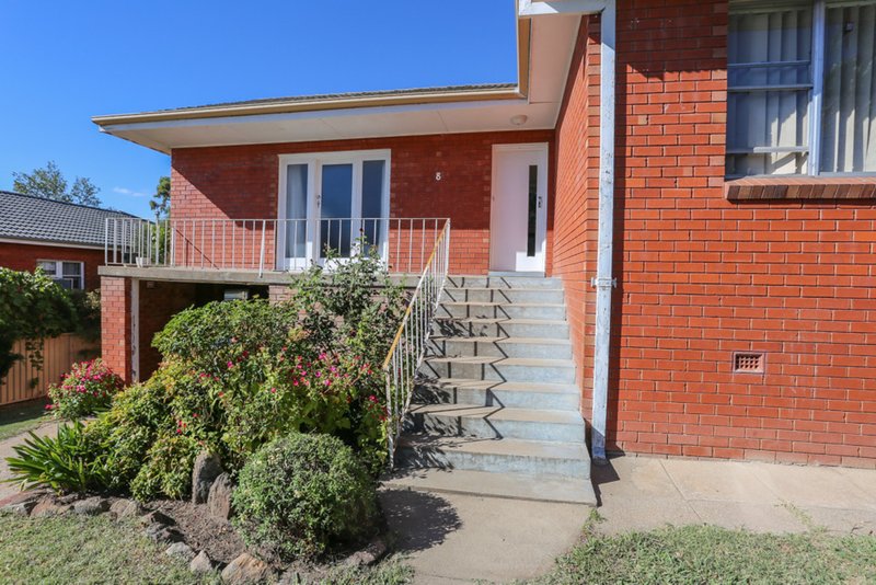 Photo - 8 Isaacs Street, West Bathurst NSW 2795 - Image 6