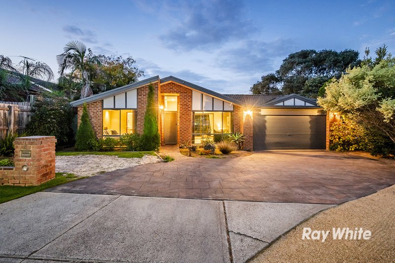 8 Ivy Court, Cranbourne North VIC 3977