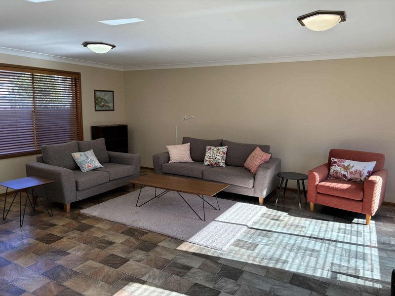 Photo - 8 Jacaranda Crescent, Casula NSW 2170 - Image 4